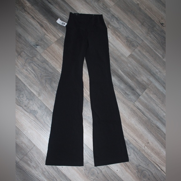 TNA Pants - TNA CHILL Flare Leggings